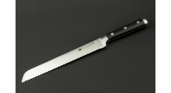 IZUMI ICHIAGO, Brotmesser "Professional Chef Knives" aus Japanese High Carbon Stainless Steel