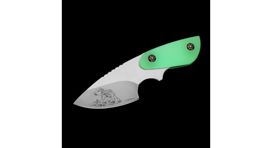 PUMA IP/ Ed Mahony Kleiner Keiler, Grünes lumineszierendes Harz, mit Kydexscheide Halskette