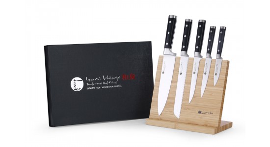 IZUMI ICHIAGO Kochmesser Set "Professional Chef Knives" aus Japanese High Carbon Stainless Steel mit Magnetständer