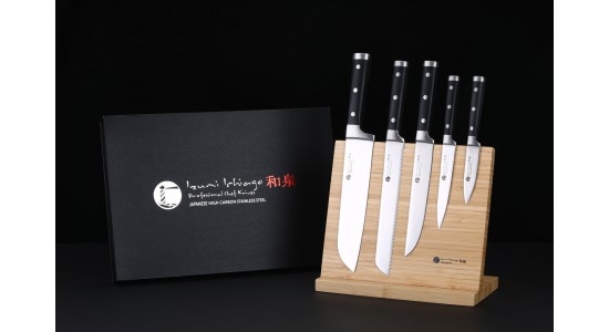 IZUMI ICHIAGO - 5-tlg. Santokumesser -Set "Professional Chef Knives" inkl..Bambus-Magnetmesserhalter