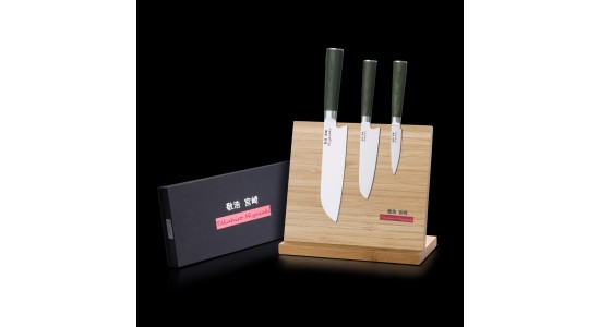 Miyazaki Kodawari 3 tlg. Santokumesser set mit Magnetmesserhalter , Griff aus Pakkaholz grün 
