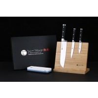 IZUMI ICHIAGO - 3-tlg. Santokumesser -Set "Professional Chef Knives" inkl..Bambus-Magnetmesserhalter und Wasserschleifstein